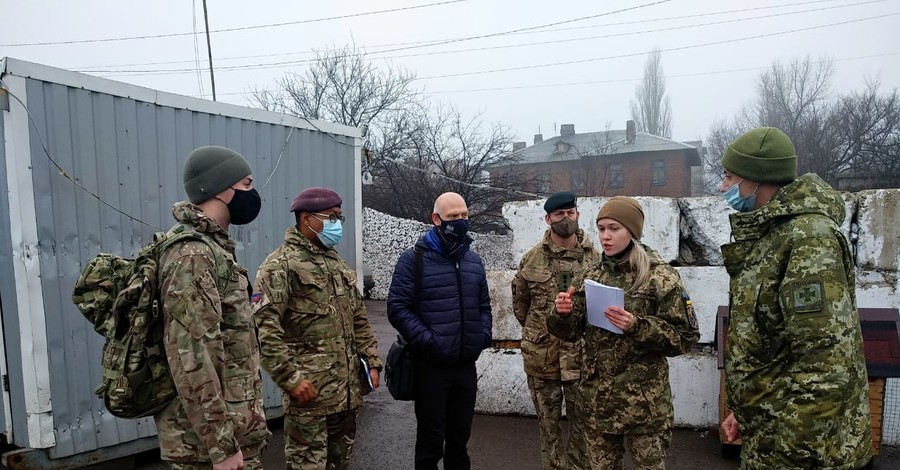 На Донбассе побывали британские военнослужащие