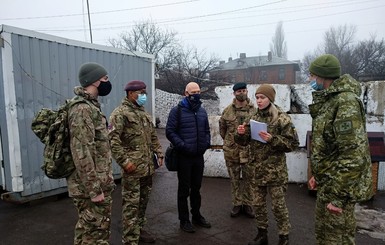 На Донбассе побывали британские военнослужащие