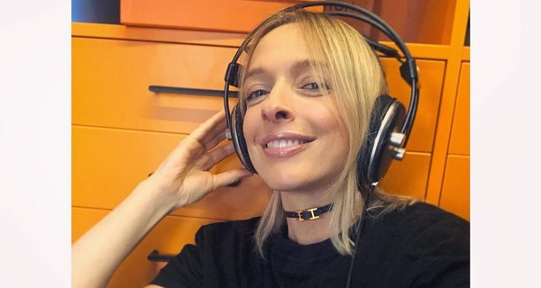 Василиса Фролова показала новорожденного сына