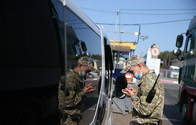 Ковид-паспорта в мире: скачивают и путешествуют