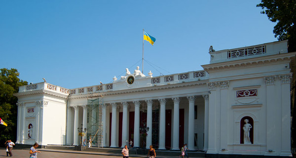 В одесском горсовете устроили массовую драку