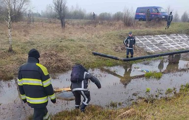 К поискам пропавшего под Киевом мальчика привлекли вертолет