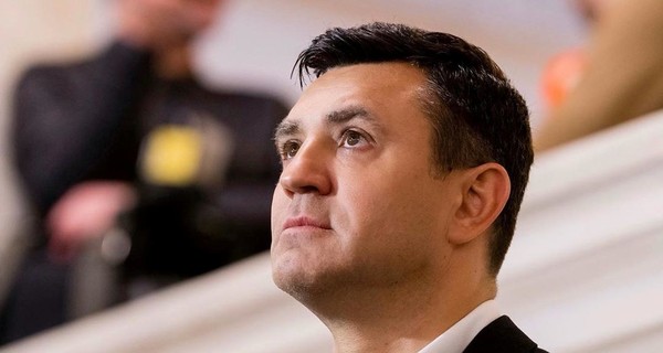 Николай Тищенко не знает, кто запускал фейерверк, случайно совпавший с днем рождения его жены