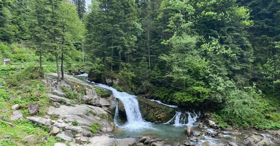 Водопад Каменка, где погиб львовский школьник, оградят сеткой