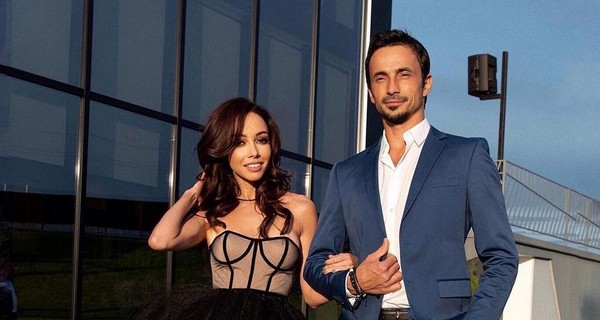 Екатерина Кухар поздравила мужа с днем рождения: Я упаду в тебя огненным шаром - ты моё море