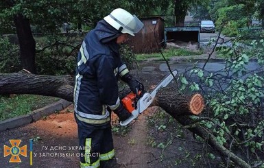 Без света сидят жители 20 населенных пунктов Сумщины