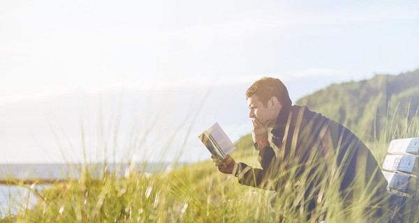 Улучшаем себя летом: новинки книг по психологии