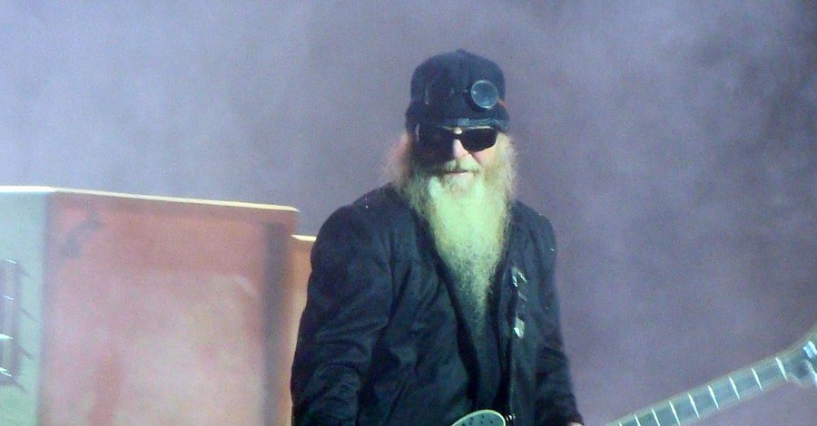 Бас-гитарист легендарной группы ZZ Top Дасти Хилл умер в своем доме