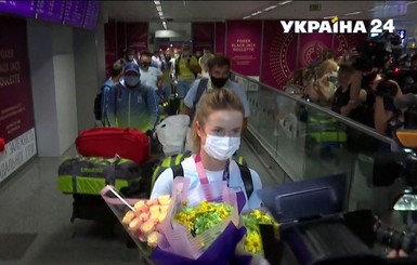 Элина Свитолина вернулась в Украину