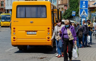 В нескольких маршрутках в Киевской области снизили проезд