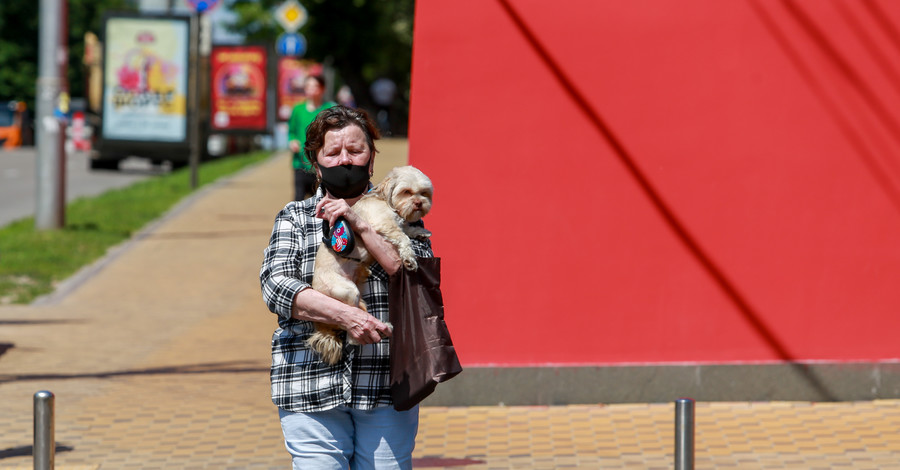 В первый день осени коронавирус подтвердили у 2477 украинцев