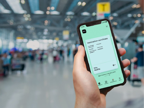 Полиция будет проверять COVID-сертификаты приложением по аналогии с водительскими удостоверениями