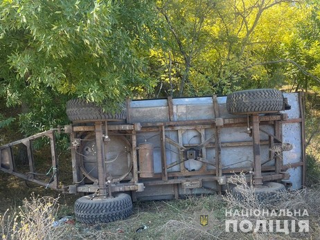 Під Одесою перекинувся трактор з причепом, в якому сиділи діти, загинув 9-річний хлопчик