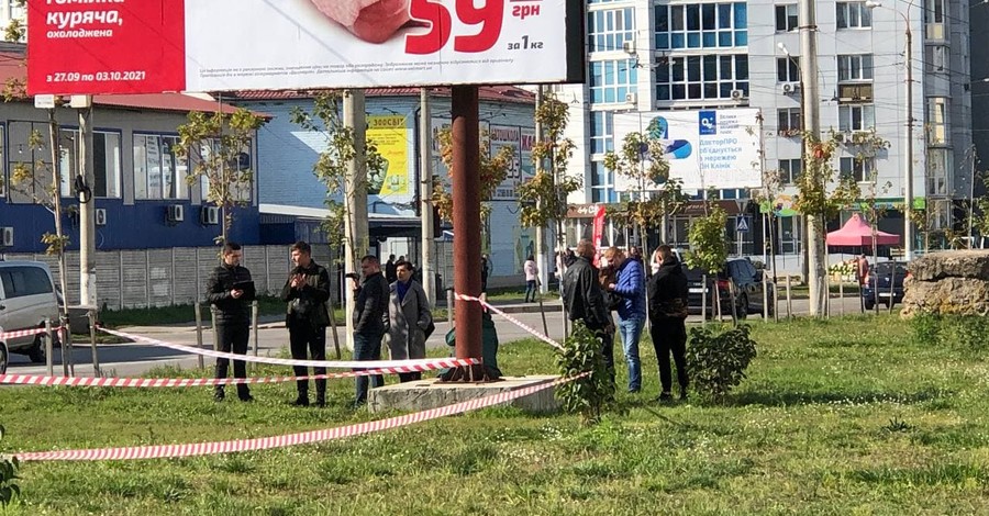 У Чернігові невідомі вбили одного поліцейського і важко поранили іншого