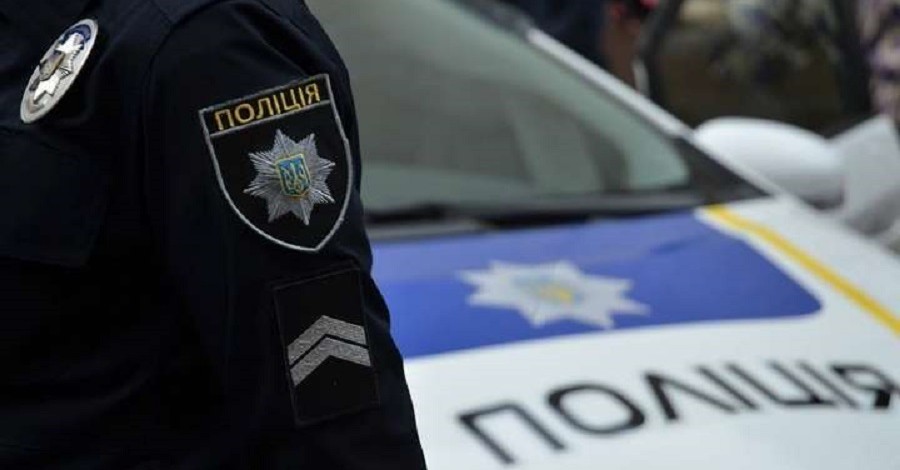 Після звірячого вбивства поліцейського в Чернігові відсторонили від посад керівництво патрульної поліції