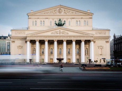 У Великому театрі під час вистави декорація вбила артиста