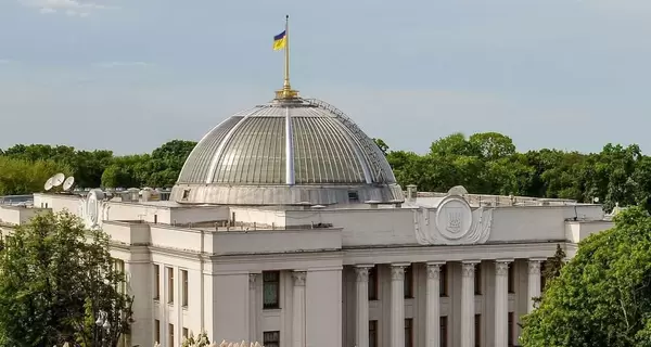 Депутати 19 жовтня вирішили засідати до переможного кінця