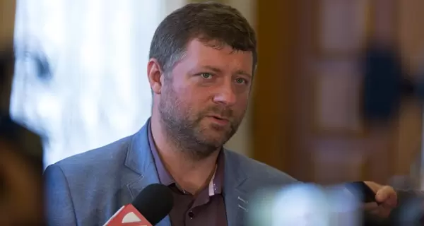 Корниенко хочет политические ток-шоу на телеканале «Рада» и против парламентских приставов