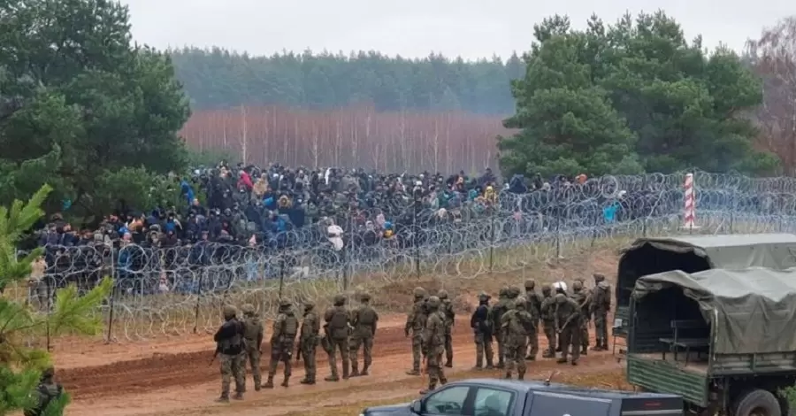 Ірак евакуював із району польсько-білоруського кордону 3,5 тисячі мігрантів