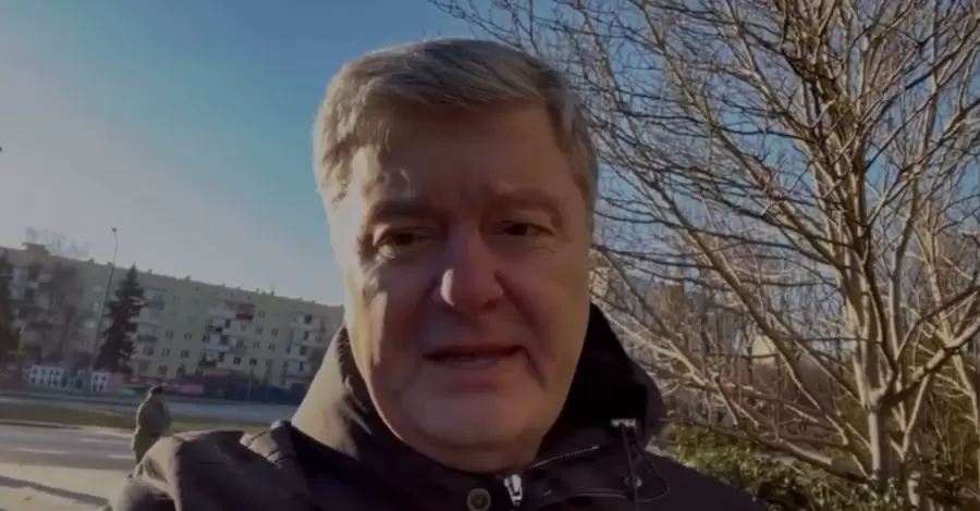 Порошенко записав відео з Варшави - до України повернеться у першій половині січня