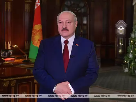 Как президенты поздравляли с Новым годом: Лукашенко вспомнил 90-е, а Алиев 33 минуты говорил об успехах Армении