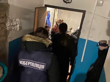 В Україні викрили понад 20 людей, причетних до створення та розповсюдження дитячого порно