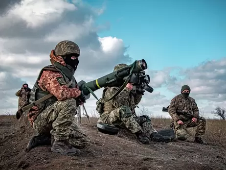 На Донбассе зафиксировали пять обстрелов, ранили двух военных 