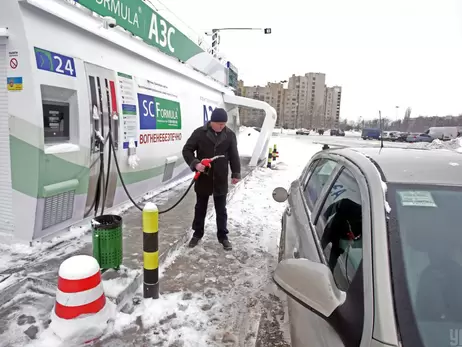 Ціни вдарять по кишені: гречка може подорожчати до 65 грн, олія до 75 грн, а бензин - до 40 грн