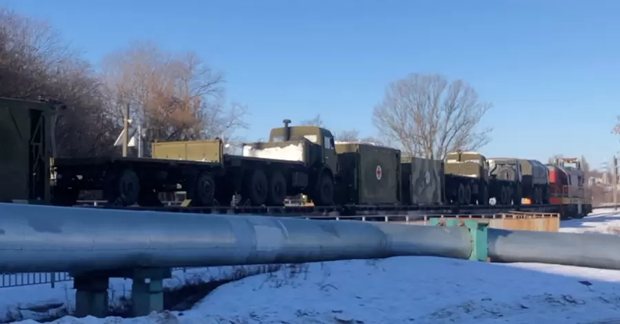 У МЗС відреагували на заяву Росії про відведення військ: Не повіримо, доки не побачимо