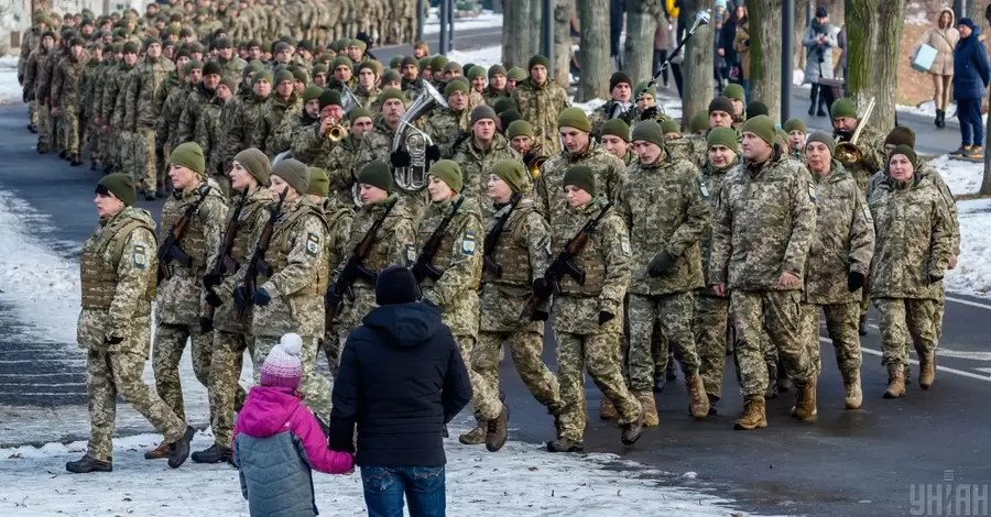 Призов резервістів на службу: кого стосується, чи пошлють на фронт і кого не візьмуть