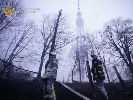 Удар по телевежі у Києві: телемовлення в Україні відновили, до подібного були готові