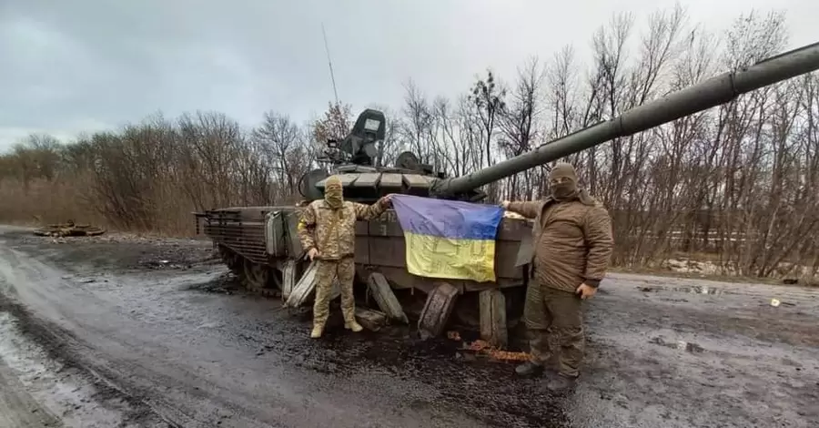 Генштаб ВСУ назвал потери войск РФ  по состоянию на утро 4 марта:  около 9166 человек и 939 ББМ