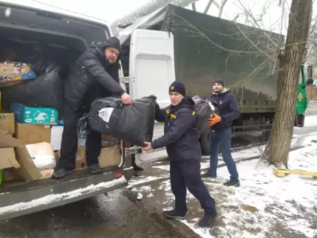 Пострадавшие от войны регионы уже получили сотни тонн гуманитарной помощи