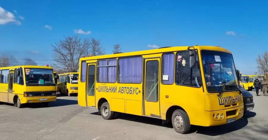 12 березня триватиме евакуація та доставка гуманітарних вантажів в найгарячіші точки України