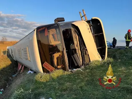 В Італії перекинувся автобус із українськими біженцями: загинула мати двох дітей