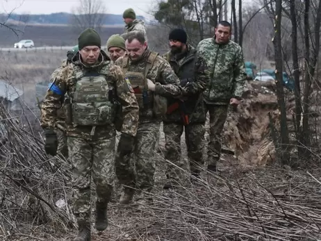 Законы «военного времени»: Налоговая реформа, продление военного положения и зарплаты учителям