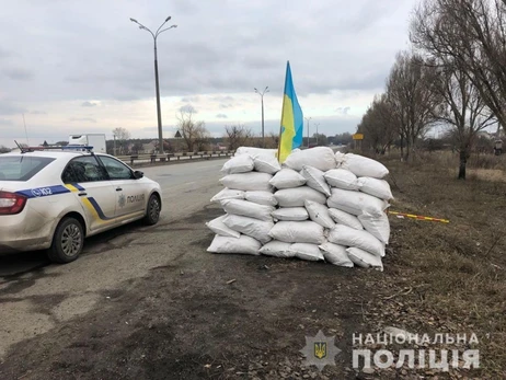 В Хмельницком нарушителям комендантского часа вручают повестки в военкомат