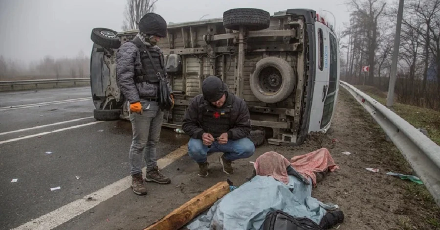 Німеччина та Франція закликали світ посилити санкції проти Росії через вбивства жителів Бучі