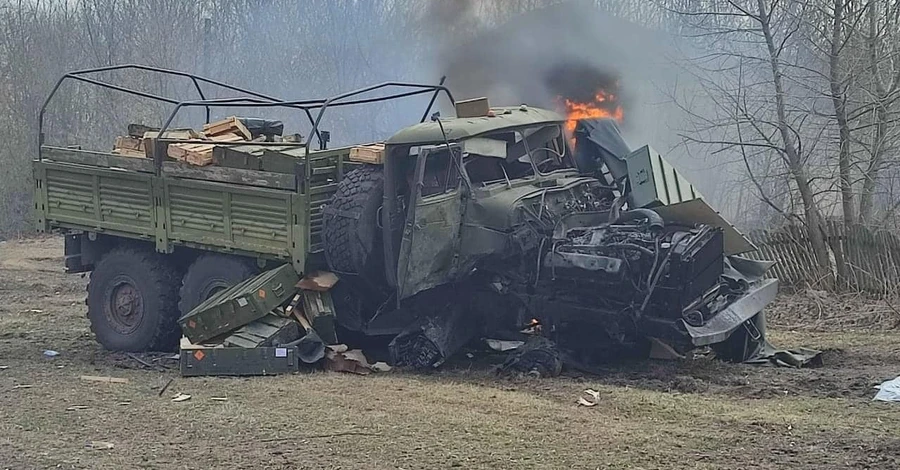 Генштаб: окупанти намагаються прорватися під Ізюмом і друкують 