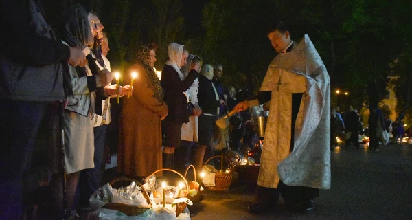 Воскресение Христово: когда открыты храмы и можно ли молиться онлайн