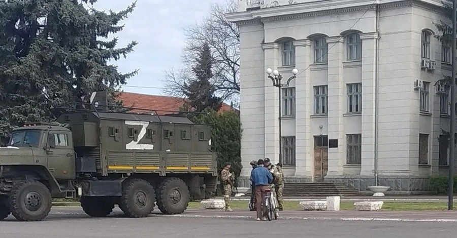 Мешканка Каховки: Найбільше окупанти бояться атошників