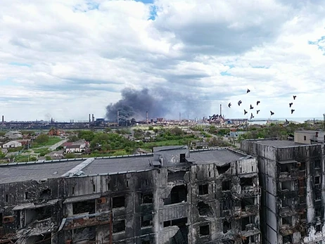 Вперше показали, як відбувається депортація з Маріуполя: Росіяни не кажуть, куди везуть