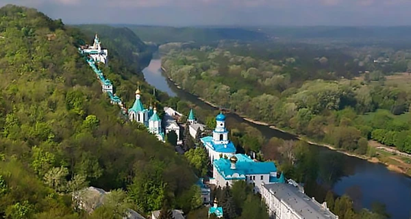 Обстріли «єдиновірців». У Святогірській лаврі загинули благочинний та ченці