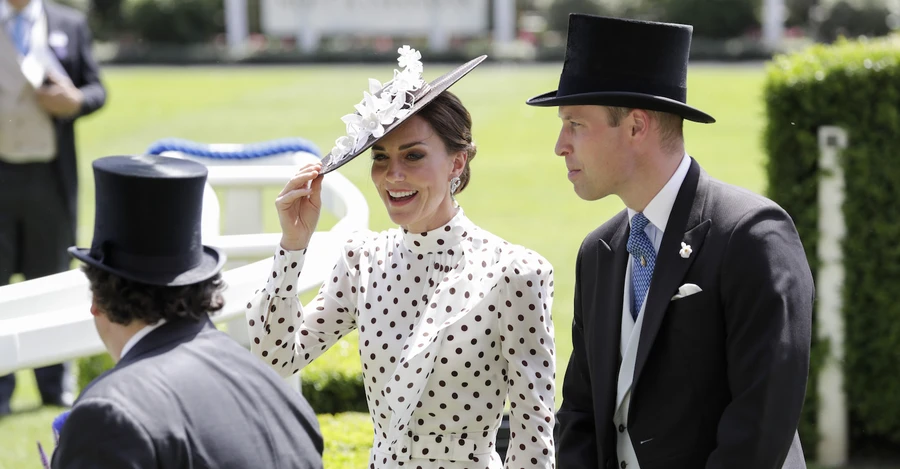 Кейт Міддлтон відвідала кінні перегони Royal Ascot у сукні в горошок