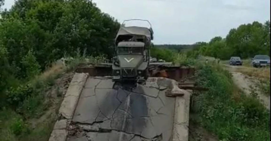 На Ізюмщині п’яні росіяни застряли на мосту під час «подвигу» 