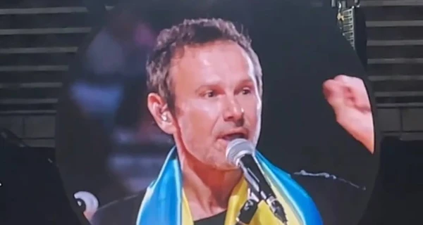 Coldplay і Святослав Вакарчук заспівали 