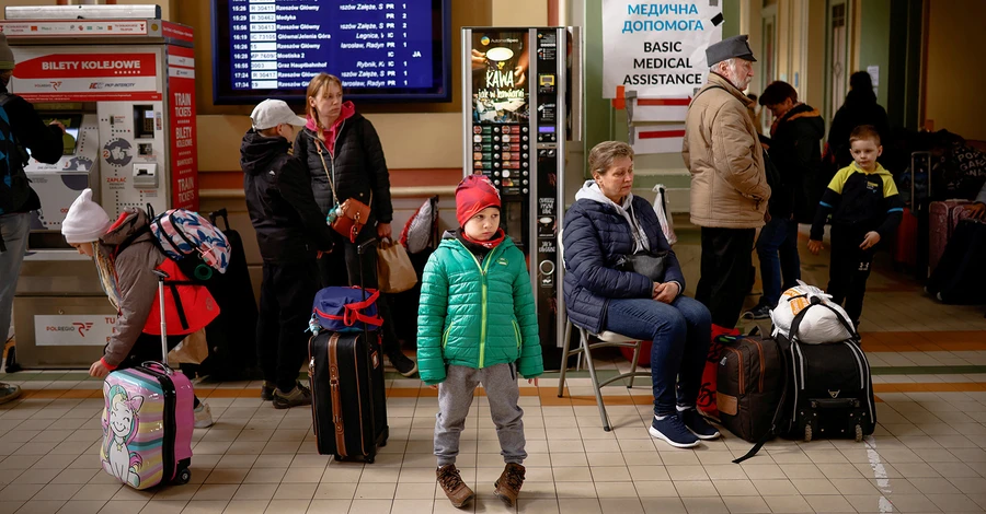 Квартири в Польщі, реєстрація в Німеччині та податки в країні проживання: що чекає на українських біженців у вересні