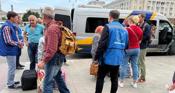 Помощь переселенцам в Украине: государство пытается, но пока не очень получается