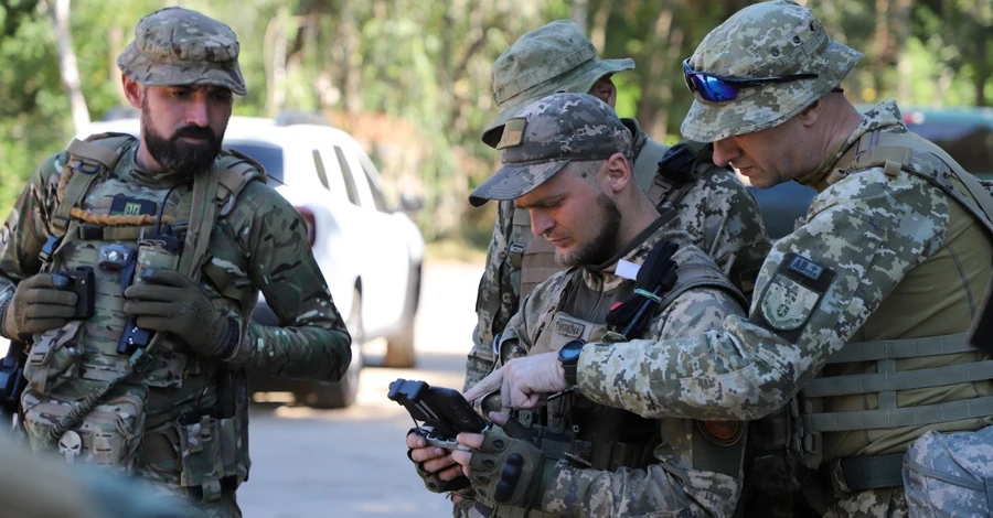  Военные усиливают оборону на границе с Беларусью в Чернобыльской зоне