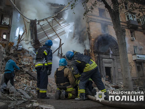 В Запорожье из-под завалов достали трех погибших